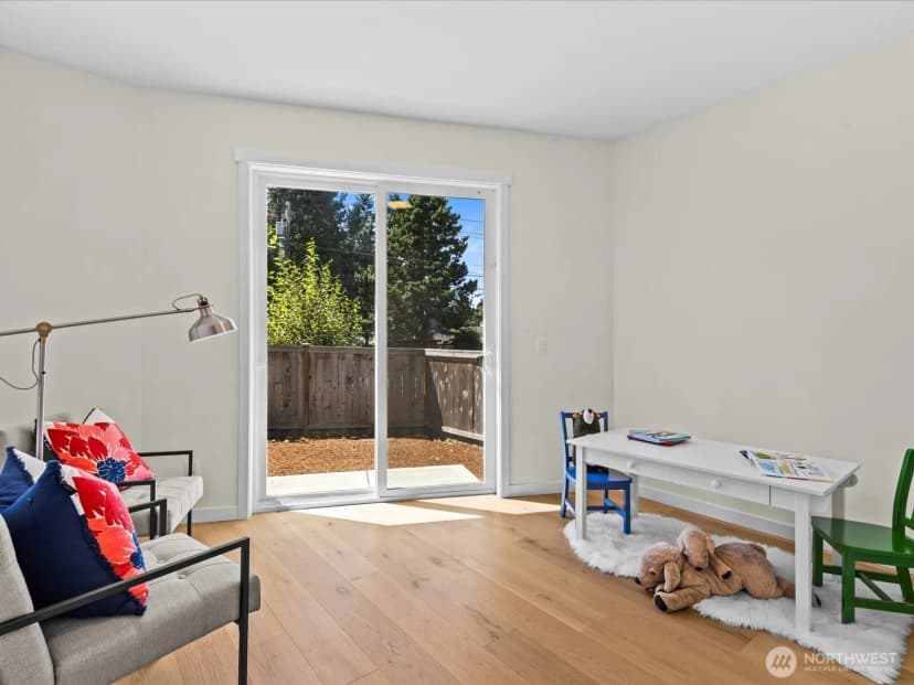 Property photo for 1719 163rd Court Ne, Bellevue photo 15