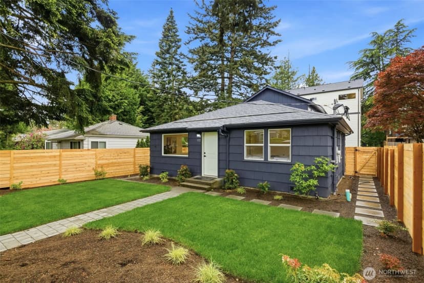 Property photo for 9723 Evanston Avenue N, Seattle photo 22