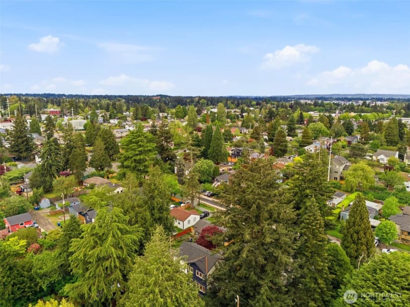 Property photo for 9723 Evanston Avenue N, Seattle photo 19