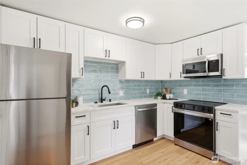 Property photo for 9723 Evanston Avenue N, Seattle photo 9