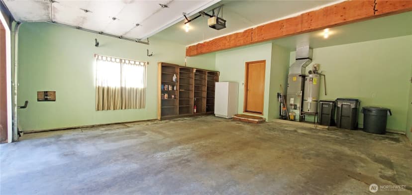 Property photo for 8058 Se Halfmoon Lane, Port Orchard photo 32