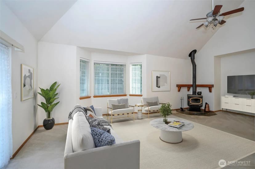 Property photo for 8058 Se Halfmoon Lane, Port Orchard photo 12