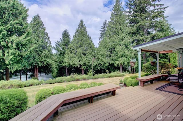 Property photo for 11 Whispering Cedars Court, Bellingham photo 3