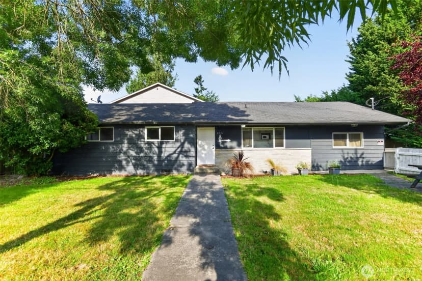 Property photo for 8526 8th Avenue W #a, Everett