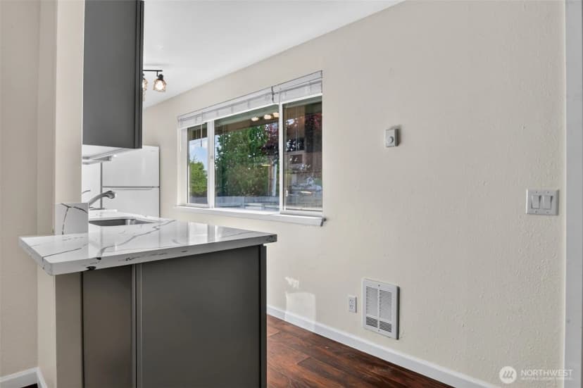 Property photo for 8526 8th Avenue W #a, Everett photo 5