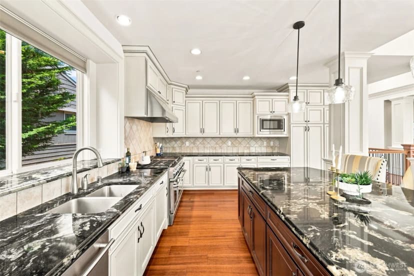 Property photo for 9671 Evergreen Drive, Bellevue photo 17
