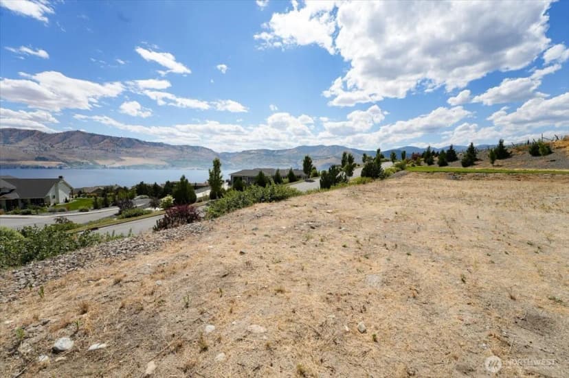 Property photo for 38 Madrona Lane, Chelan photo 11