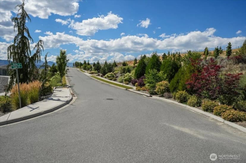 Property photo for 38 Madrona Lane, Chelan photo 4