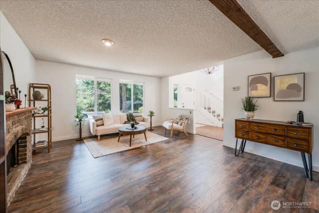 Property photo for 5905 147th Street Sw, Edmonds photo 3