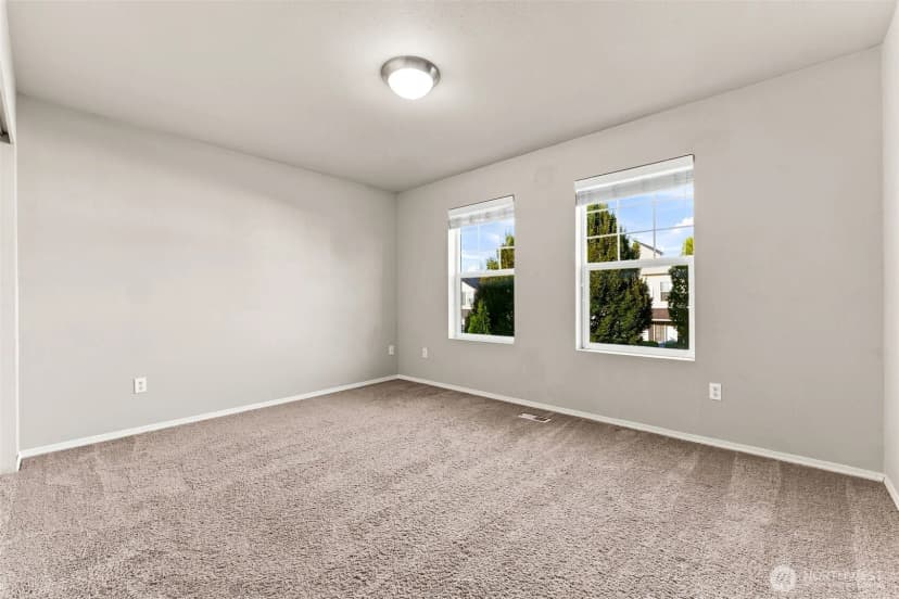 Property photo for 1933 Chaffee Avenue, Dupont photo 19