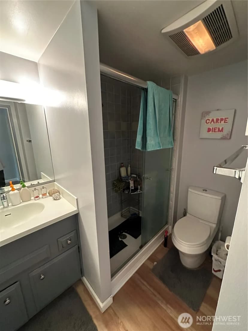 Property photo for 2100 3rd Avenue #1401, Seattle photo 19