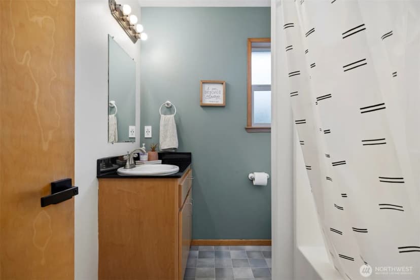 Property photo for 1188 Dewey Lane, Bellingham photo 29