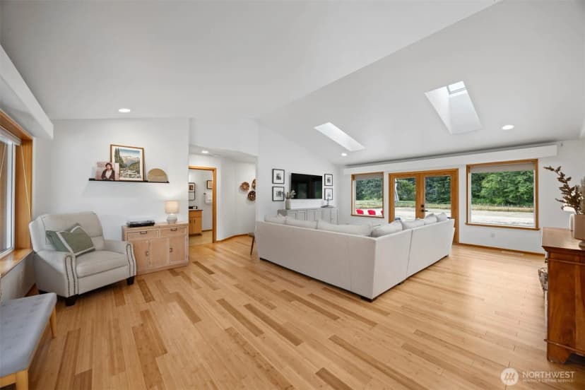 Property photo for 1188 Dewey Lane, Bellingham photo 7