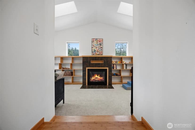 Property photo for 1188 Dewey Lane, Bellingham photo 16