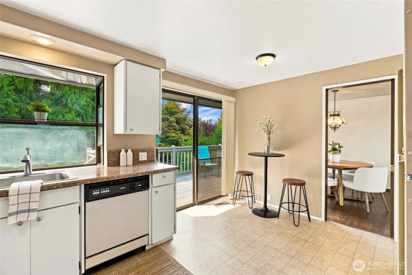 Property photo for 26529 40th Avenue S, Kent photo 10