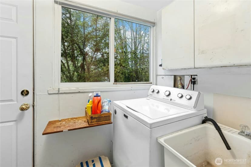 Property photo for 6526 Ne 198th Street, Kenmore photo 24