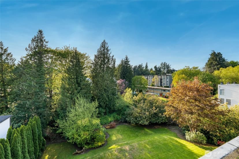 Property photo for 321 Bellevue Way Se #401, Bellevue photo 10