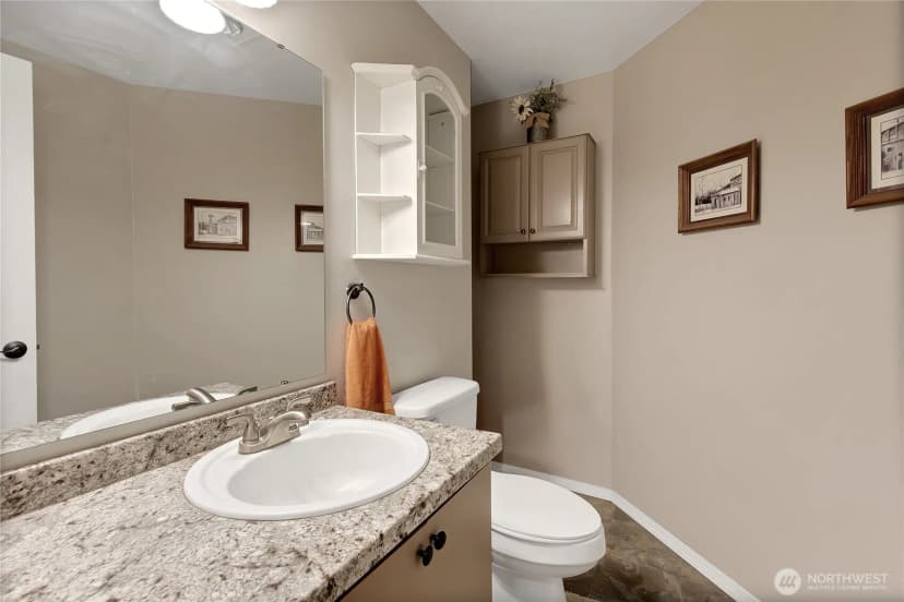 Property photo for 32916 14th Avenue S, Roy photo 23