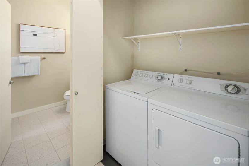 Property photo for 511 7th Avenue #401, Kirkland photo 26