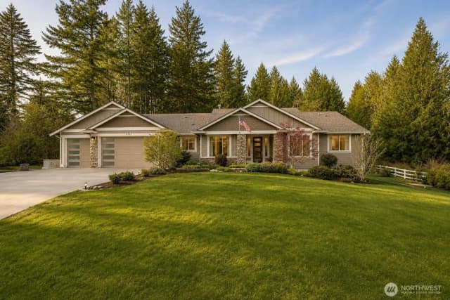 Property photo for 18727 55th Street Se, Snohomish