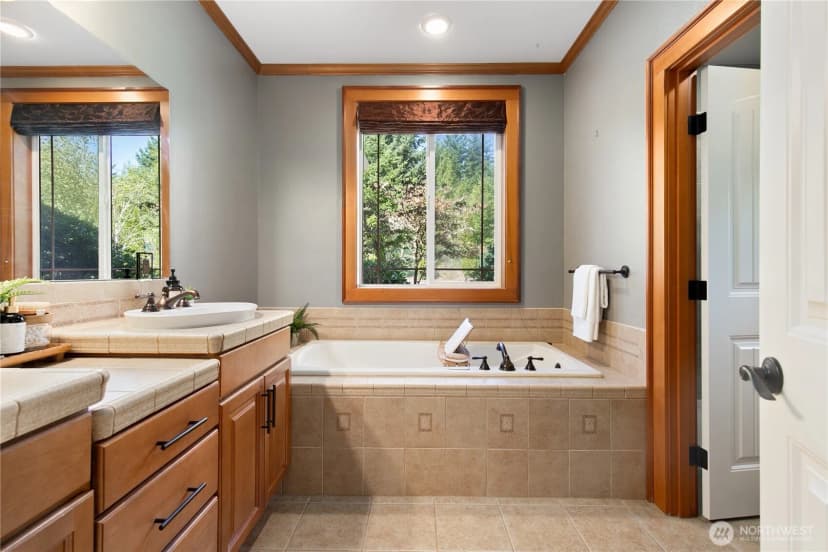 Property photo for 7106 71st Avenue Nw, Gig Harbor photo 10