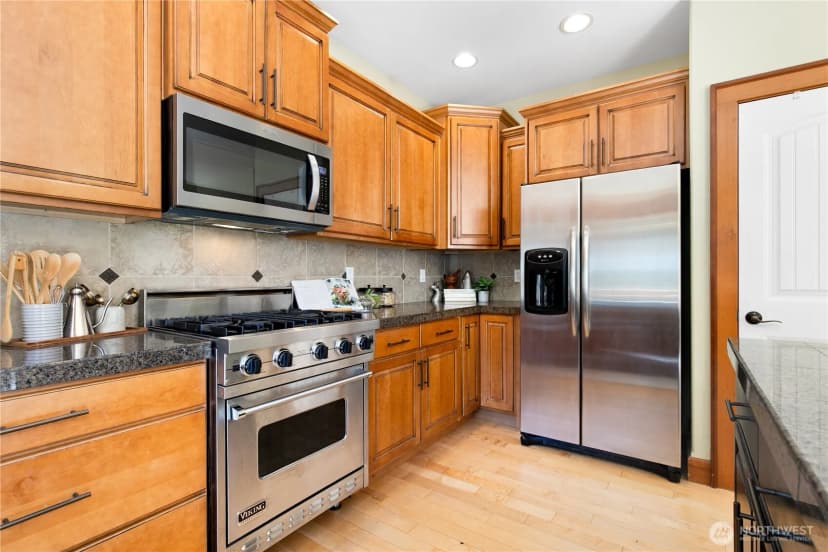 Property photo for 7106 71st Avenue Nw, Gig Harbor photo 7