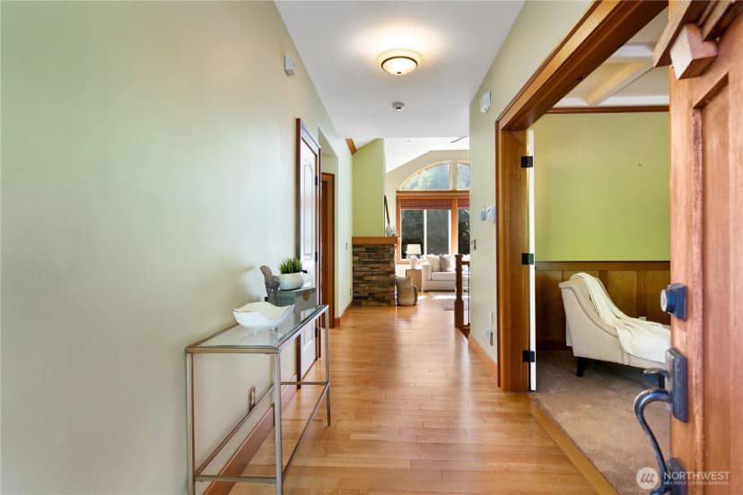 Property photo for 7106 71st Avenue Nw, Gig Harbor photo 13