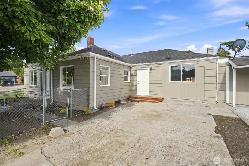 Property photo for 901 11th Street, Sedro Woolley photo 30
