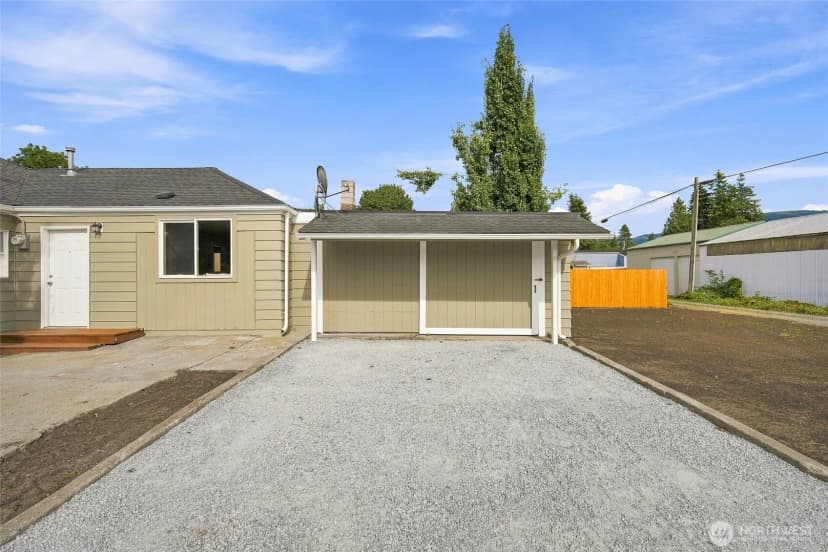 Property photo for 901 11th Street, Sedro Woolley photo 26
