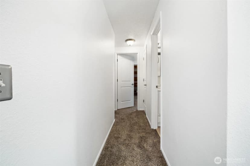 Property photo for 720 141st Lane Se #713, Bellevue photo 21