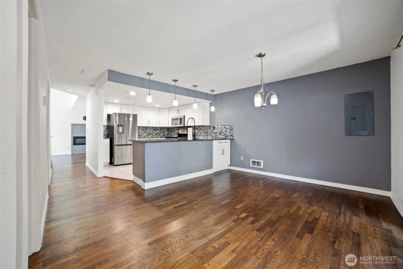 Property photo for 720 141st Lane Se #713, Bellevue photo 4