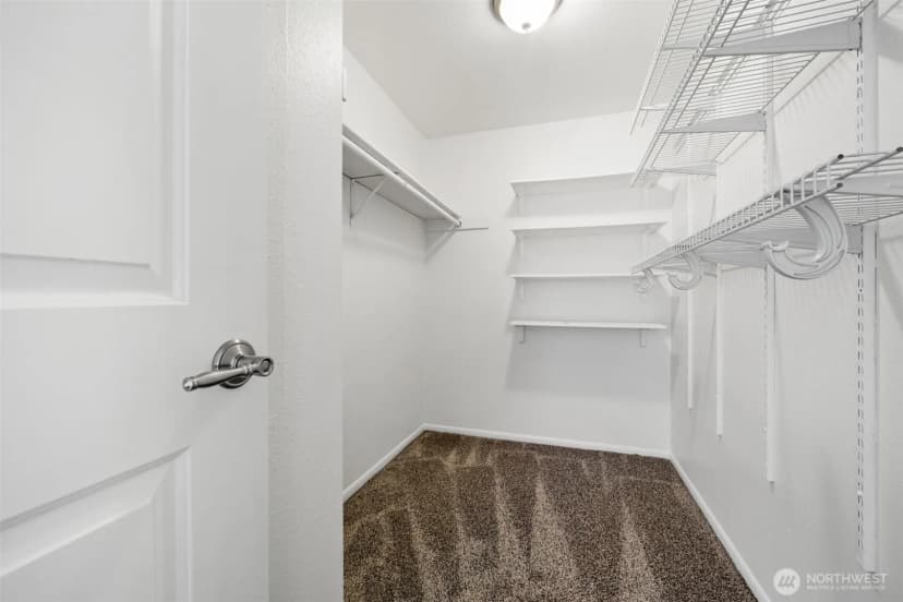 Property photo for 720 141st Lane Se #713, Bellevue photo 17