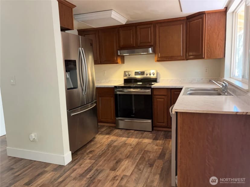 Property photo for 4883 Laura Lane Se, Port Orchard photo 9