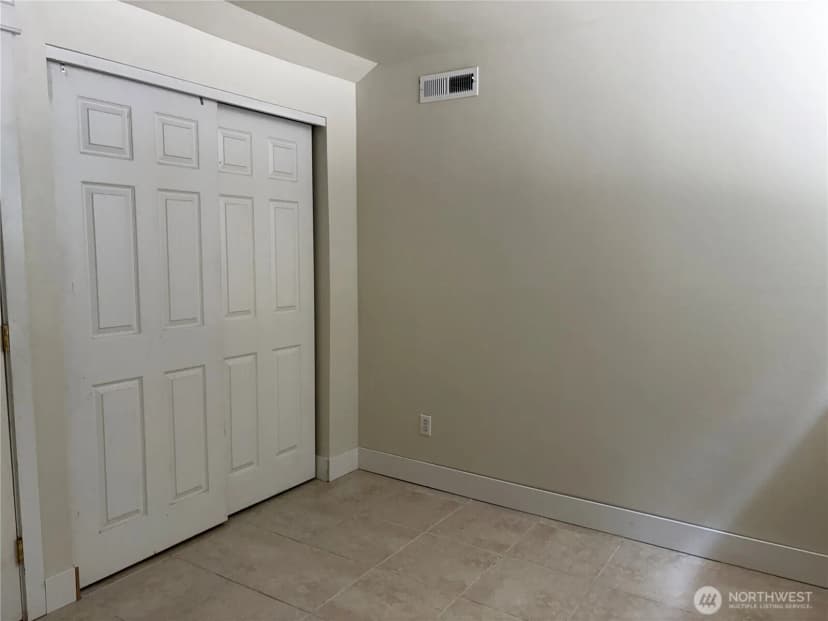 Property photo for 4883 Laura Lane Se, Port Orchard photo 22