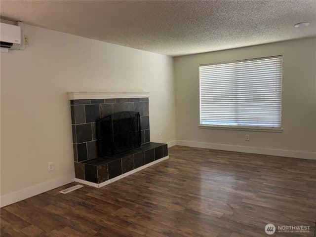 Property photo for 4883 Laura Lane Se, Port Orchard photo 4