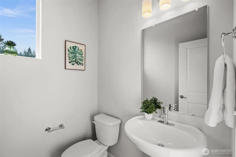 Property photo for 3914 Sentinel Drive, Gig Harbor photo 4