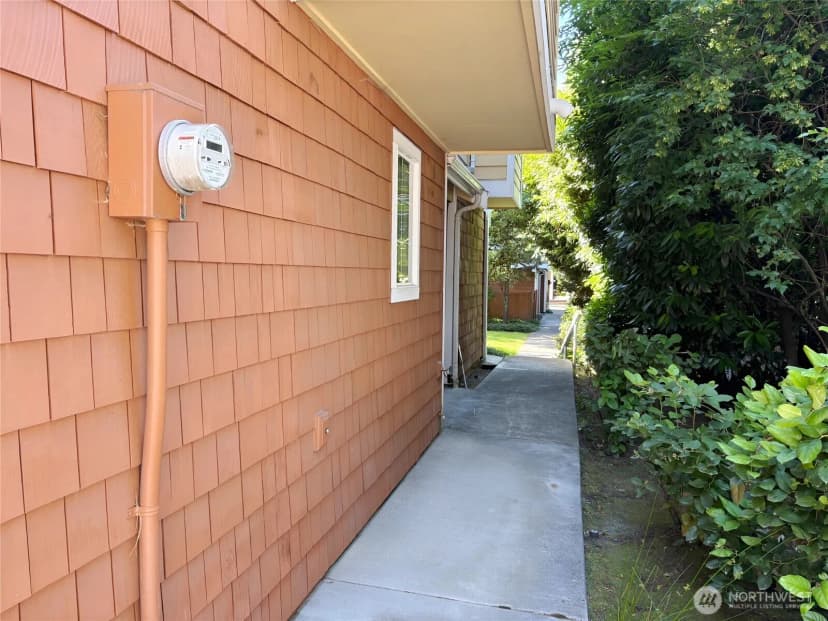 Property photo for 11023 Se 240th Street #d2, Kent photo 3
