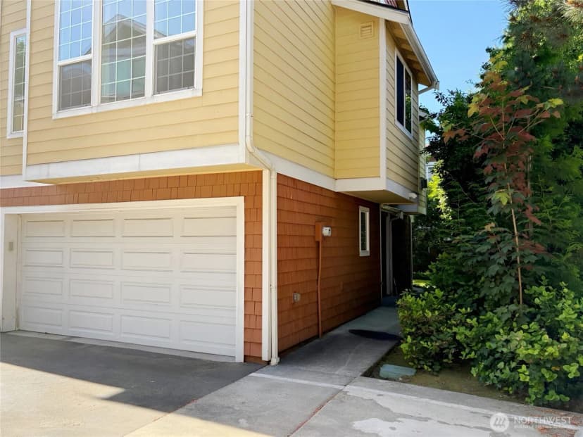 Property photo for 11023 Se 240th Street #d2, Kent photo 20
