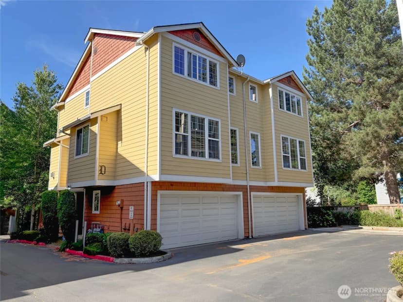 Property photo for 11023 Se 240th Street #d2, Kent