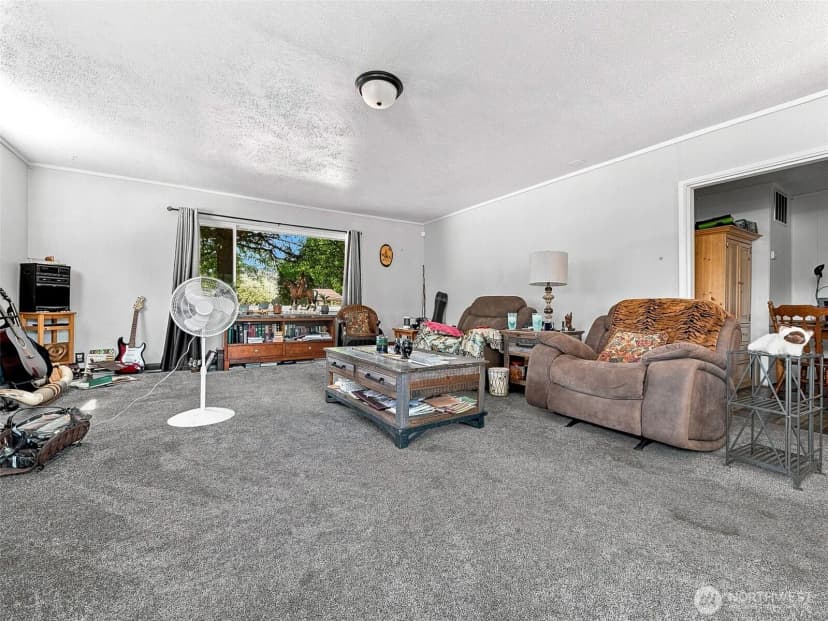 Property photo for 10723 59th Avenue E, Puyallup photo 15