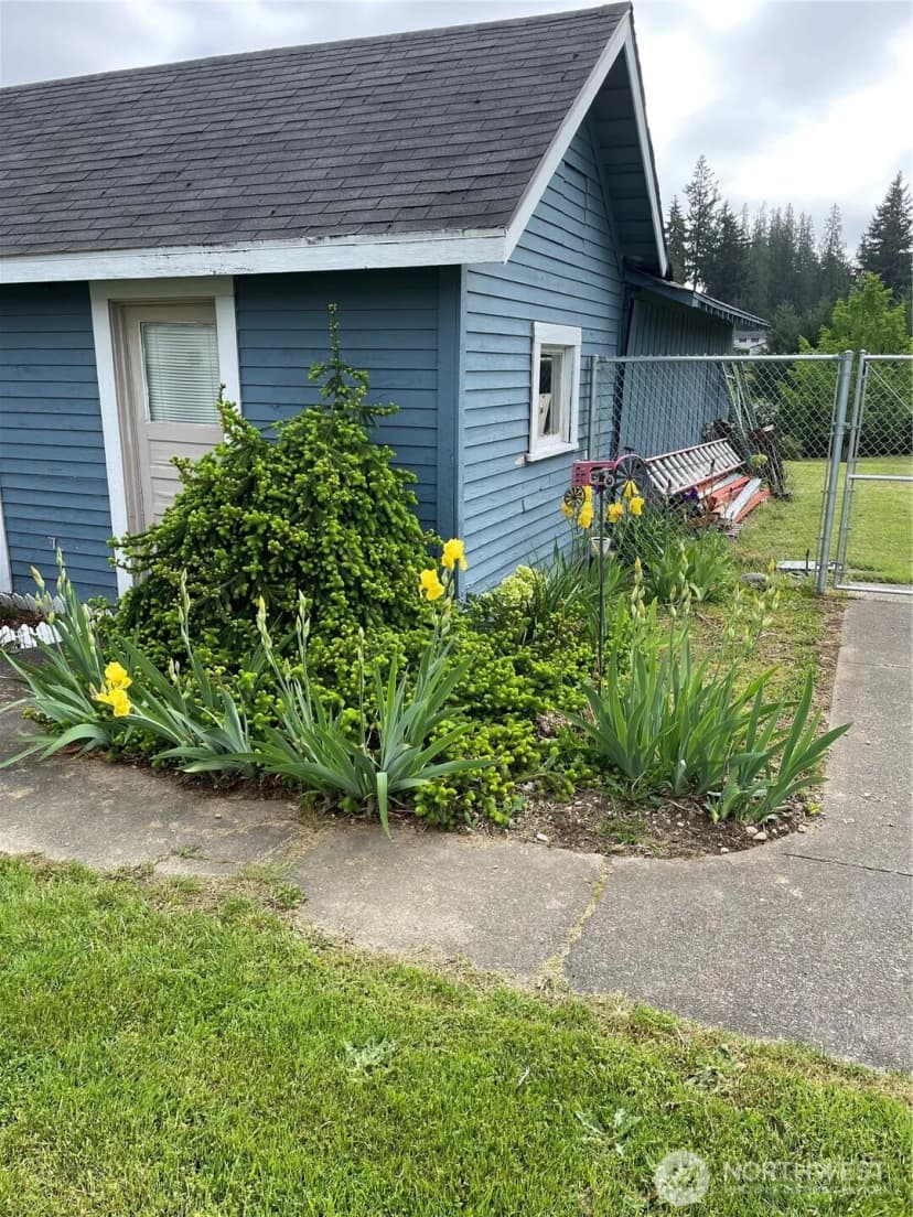 Property photo for 10723 59th Avenue E, Puyallup photo 28