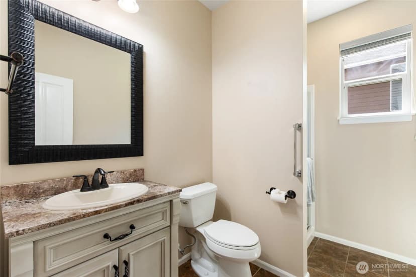 Property photo for 28517 70th Drive Nw, Stanwood photo 19