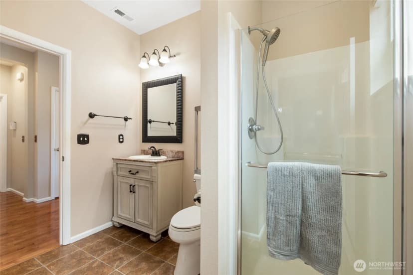 Property photo for 28517 70th Drive Nw, Stanwood photo 18