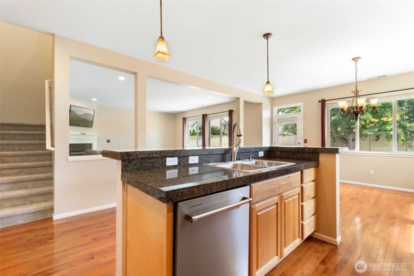 Property photo for 28517 70th Drive Nw, Stanwood photo 12