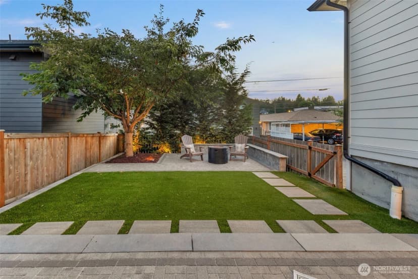 Property photo for 3647 33rd Avenue W, Seattle photo 33