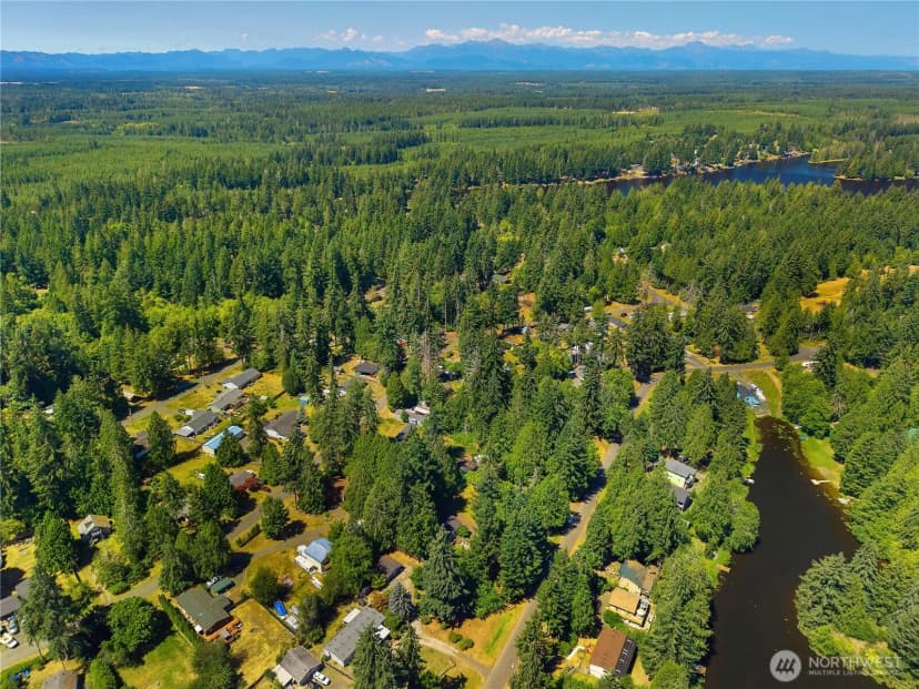 Property photo for 451 E Lakeshore Dr W, Shelton photo 36