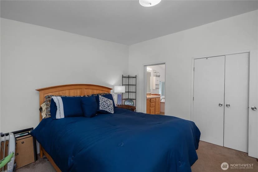 Property photo for 451 E Lakeshore Dr W, Shelton photo 11