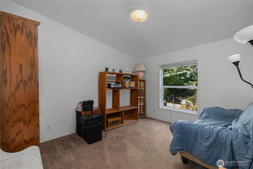 Property photo for 451 E Lakeshore Dr W, Shelton photo 14