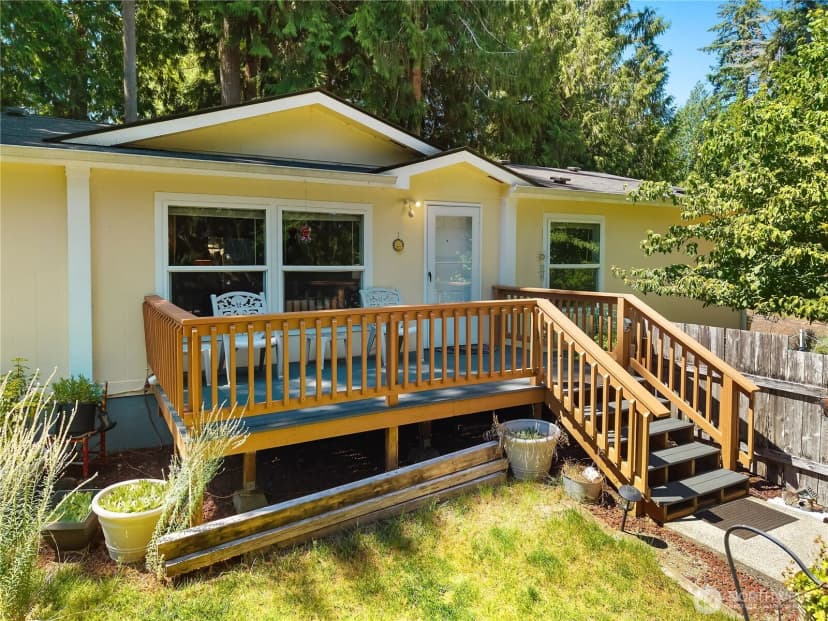 Property photo for 451 E Lakeshore Dr W, Shelton
