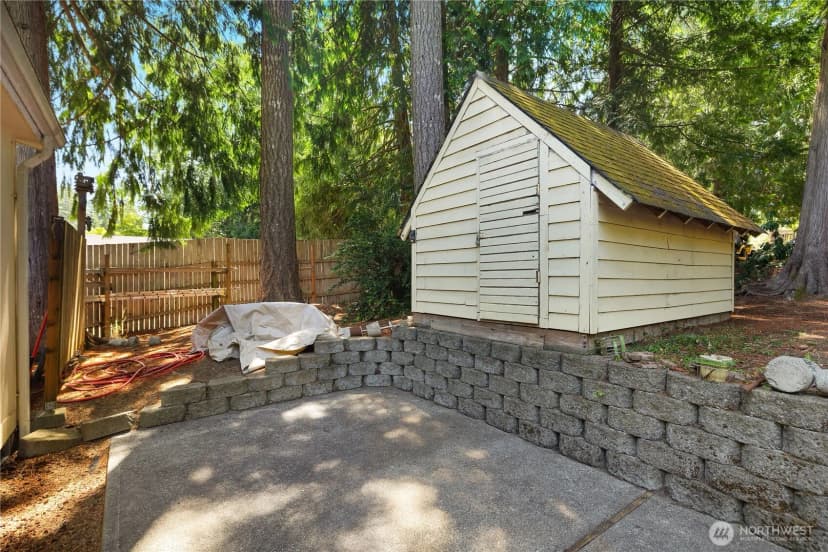 Property photo for 451 E Lakeshore Dr W, Shelton photo 18